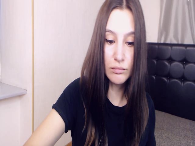 Live sex webcam photo for Asoll77 #271049844