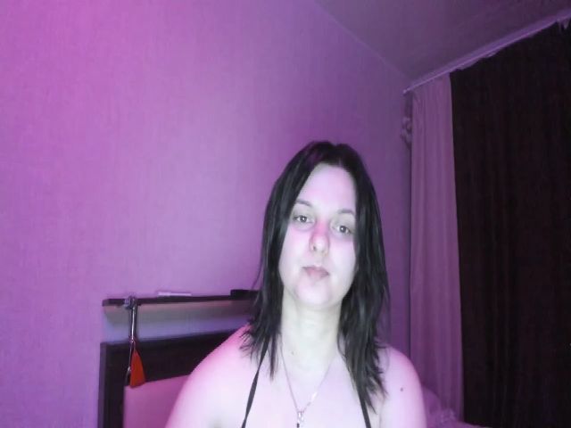 Live sex webcam photo for Miss__Angell #271045437