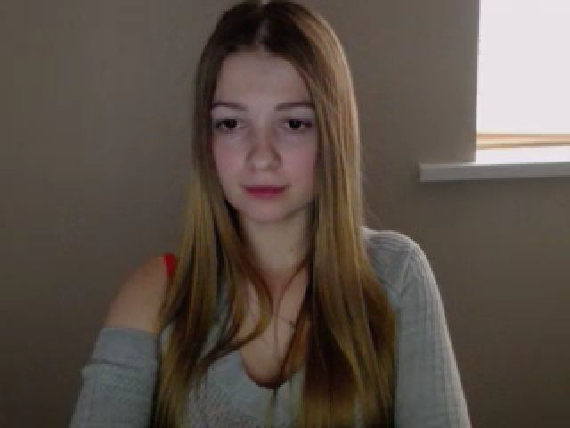 Live sex webcam photo for EmiStern #271049860