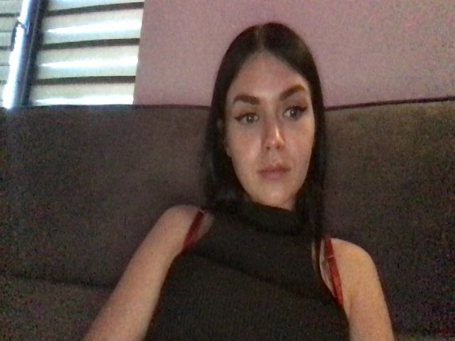 Live sex webcam photo for AdriaPretty #271052229