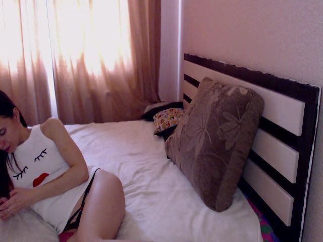Live sex webcam photo for Sue_Cute #271046169