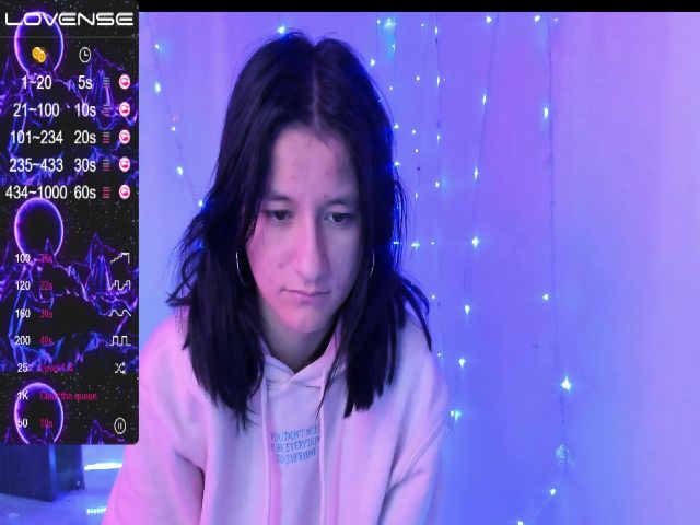Live sex webcam photo for Silvana_21_ #271056290