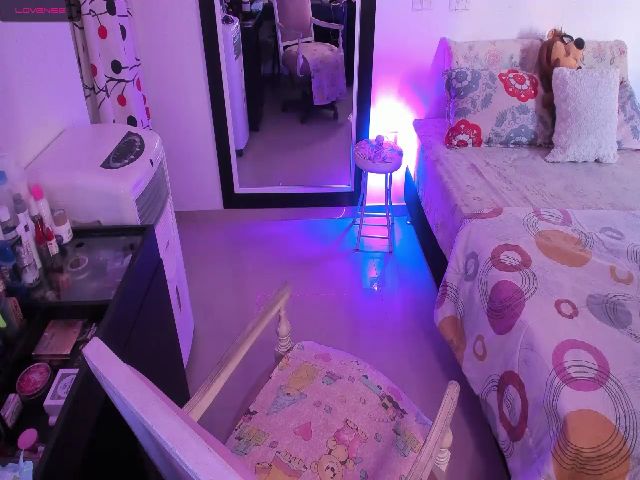 Live sex webcam photo for Johabennet_ #271056665