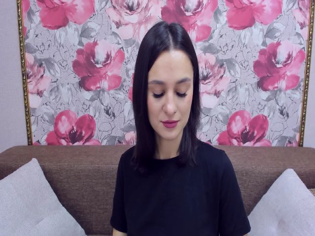 Live sex webcam photo for EllaFresh #271057756