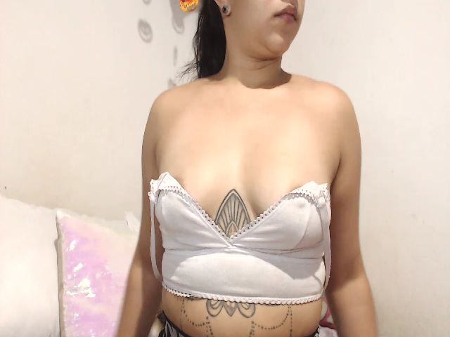 Live sex webcam photo for OnixxLee #271058868