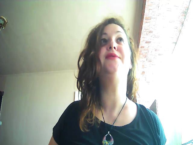 Live sex webcam photo for CurlyCherry #271051283