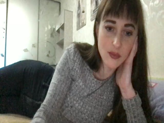 Live sex webcam photo for Littlelena18 #271051976