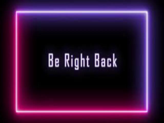 Live sex webcam photo for Vallerielong #271045975