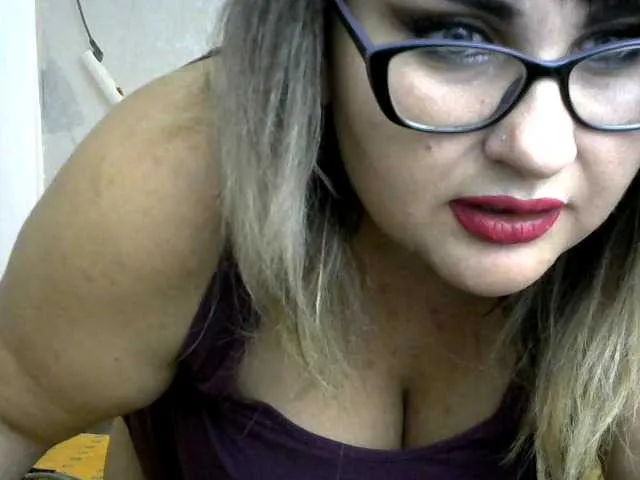 Live sex webcam photo for JessDream #271055090