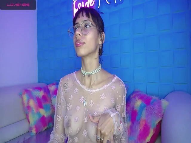 Live sex webcam photo for LITTLE_LOVE98 #271053014