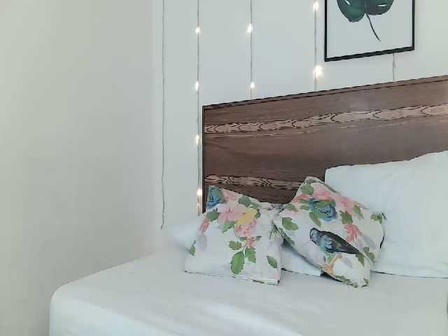 Live sex webcam photo for Any_alis_x #271056928