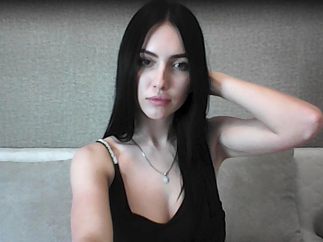 Live sex webcam photo for KaryDream #271057723