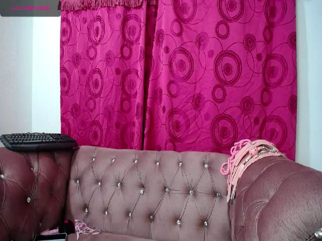 Live sex webcam photo for Shizuku_BDSM #271058819