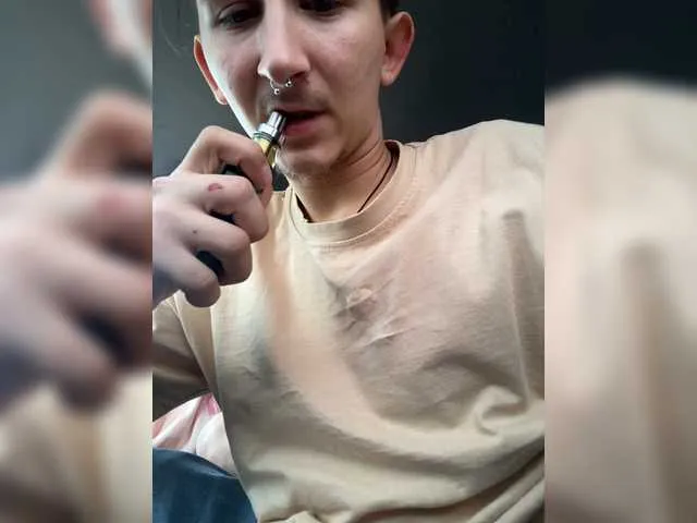 Live sex webcam photo for Zavladi #271046217