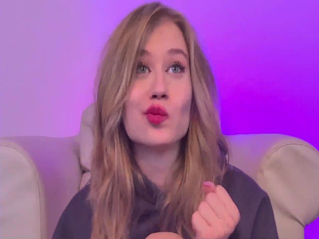 Live sex webcam photo for Judyfoxxx #271051810