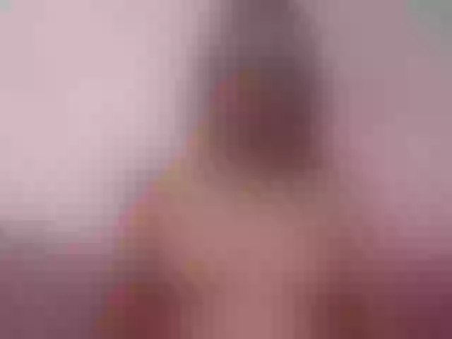 Live sex webcam photo for AdrianaGomez #271055342