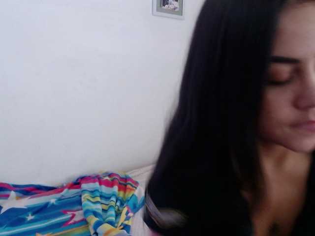 Live sex webcam photo for eva-hot #271055223