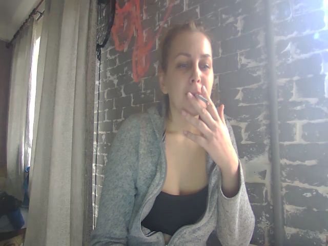 Live sex webcam photo for Liagray #271049147