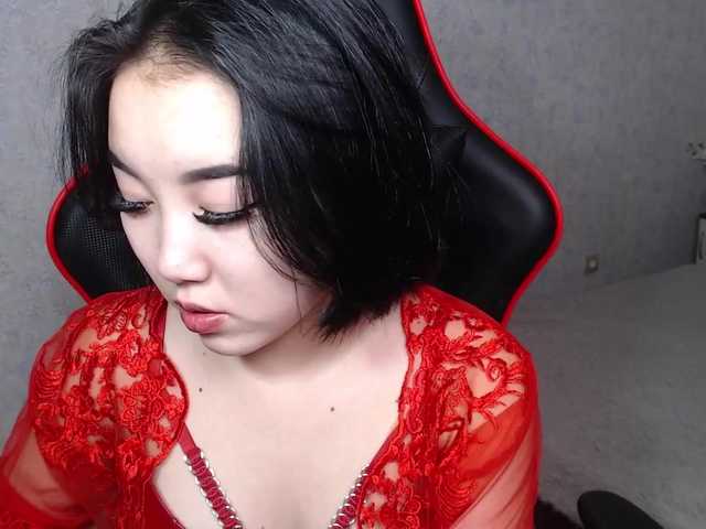 Live sex webcam photo for AkemiChu #288024230