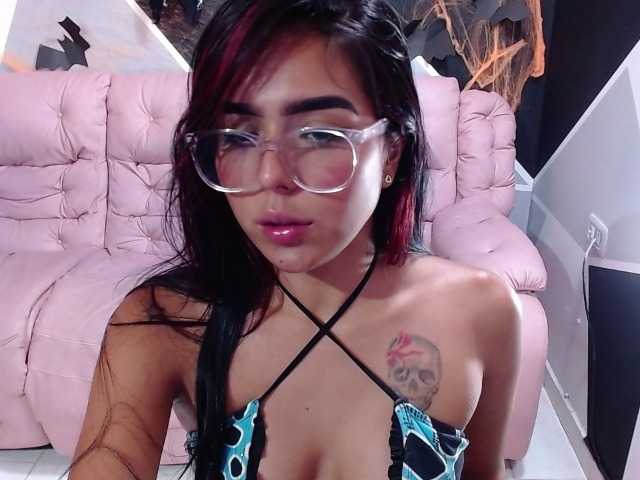 Live sex webcam photo for maray-11 #271043494