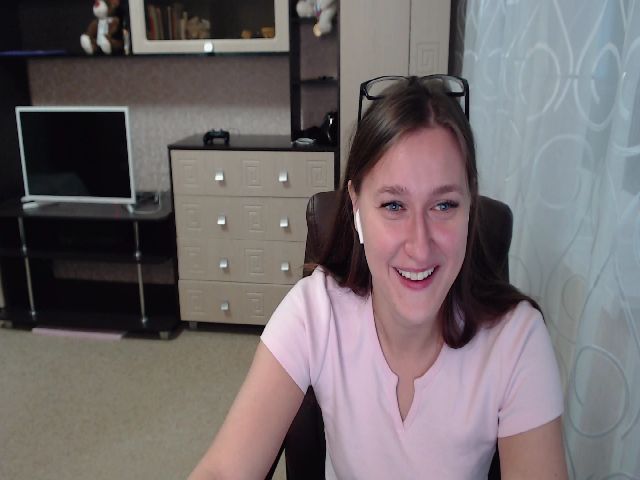 Live sex webcam photo for Aleks_1Fox #271051339