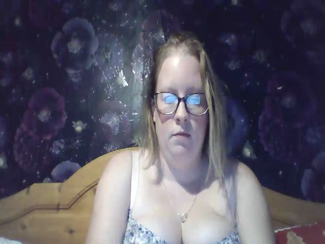 Live sex webcam photo for Bratty_Kitten #271056732