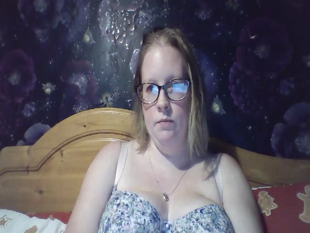 Live sex webcam photo for Bratty_Kitten #271057876