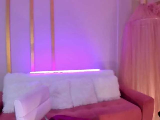 Live sex webcam photo for Camilamonroe #271065014