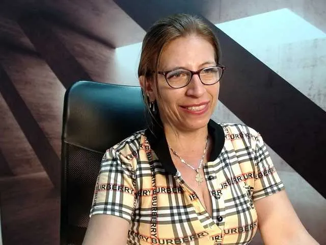 Live sex webcam photo for maturehot-1 #271068863