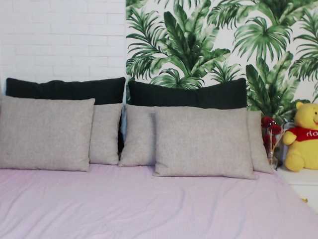 Live sex webcam photo for angelasia #271068439