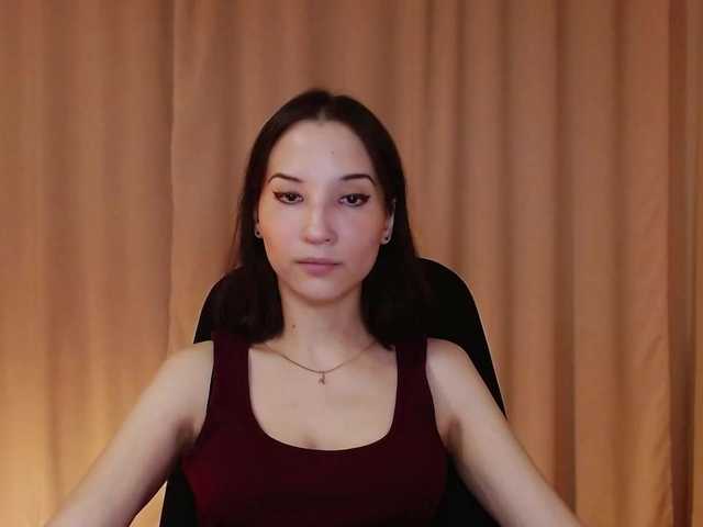 Live sex webcam photo for RenieCalm #271072496