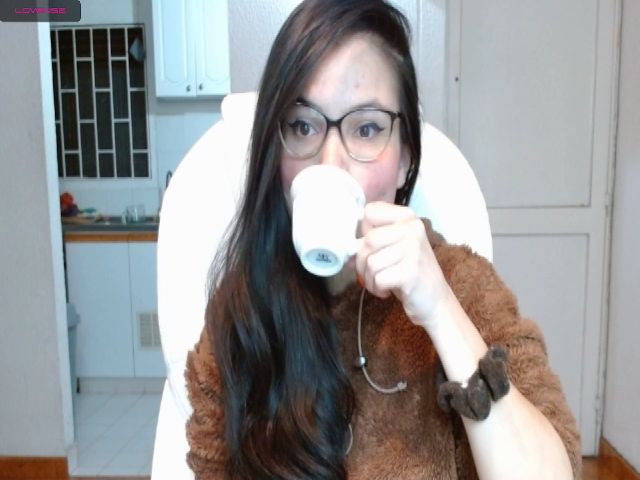 Live sex webcam photo for Tiny_Caroline #271063159