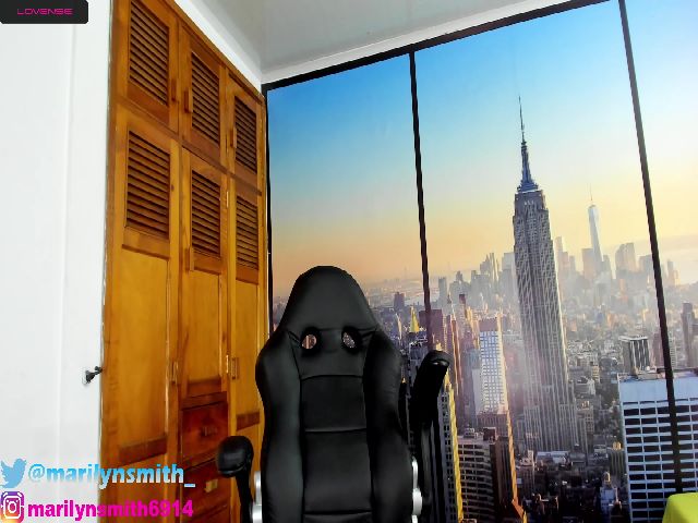 Live sex webcam photo for Marilynsmith #271061560