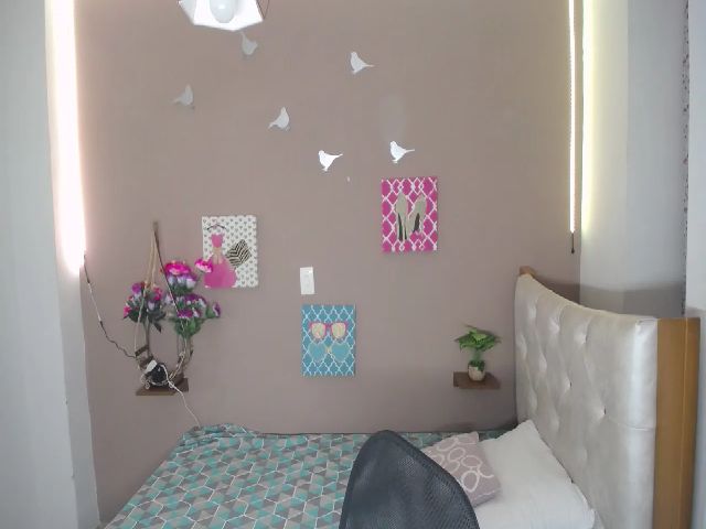 Live sex webcam photo for Mia_palmira #271069112