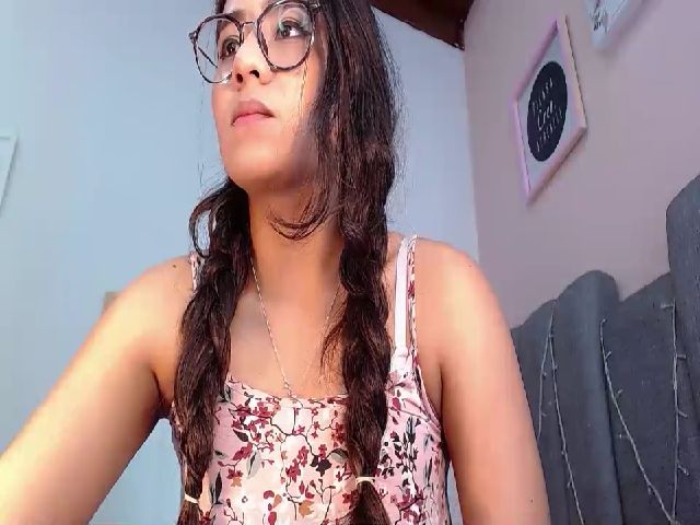 Live sex webcam photo for valery_vegas #271076320