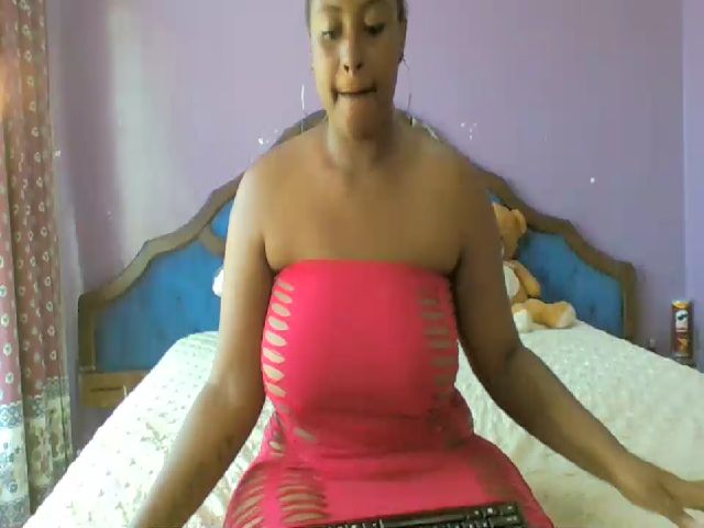 Live sex webcam photo for ChristyLeaX #271065739