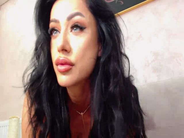 Live sex webcam photo for Bratty_Dya #271059254