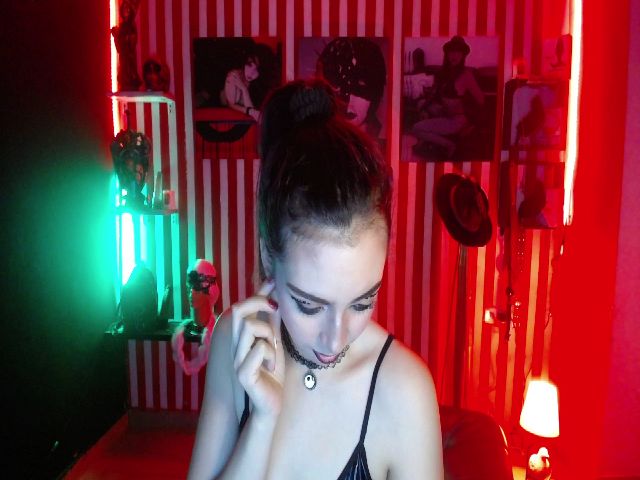 Live sex webcam photo for Laylamaze #271074432