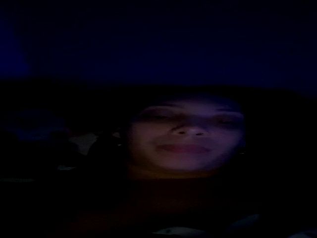 Live sex webcam photo for Heavenllyy #271066779