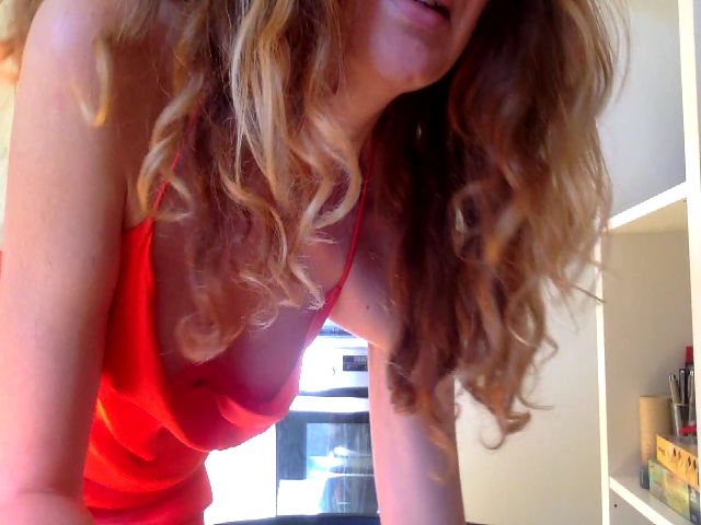 Live sex webcam photo for lanatomatoes #271069745