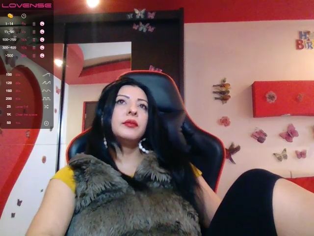 Live sex webcam photo for Joanna4you_ #271067343