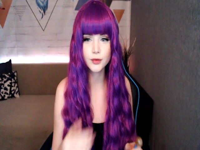 Live sex webcam photo for MonicaHigh #271062680