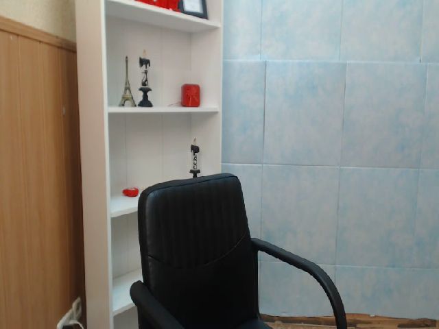 Live sex webcam photo for ModestBlonde #271071062