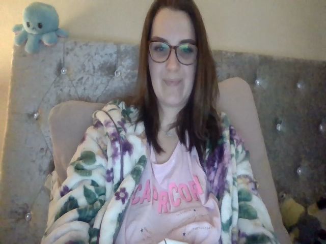 Live sex webcam photo for Scarlettfoxuk #271069291