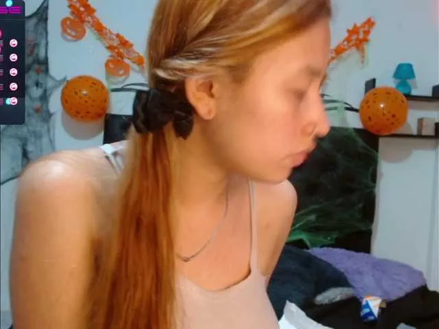 Live sex webcam photo for leia-honey #271061078