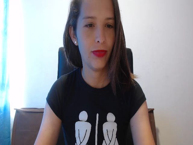 Live sex webcam photo for jolie_fleure #271069479
