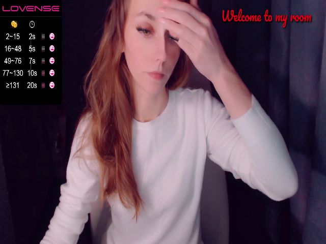 Live sex webcam photo for EmilyyyClark #271076506