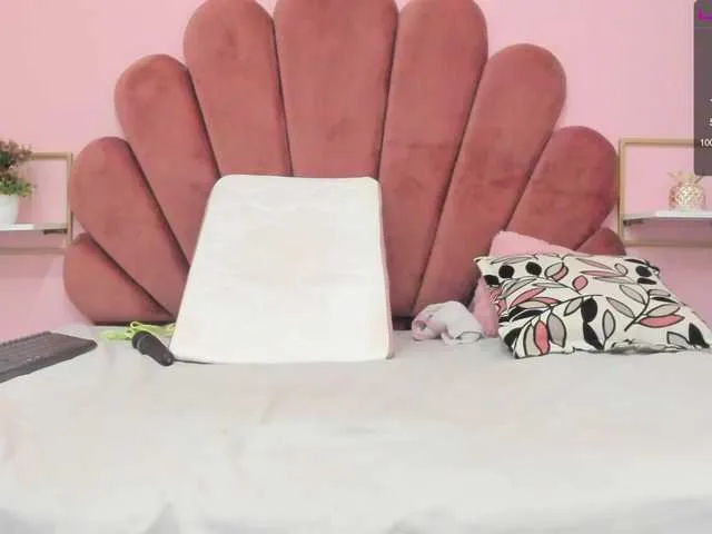 Live sex webcam photo for Sheeryl #271072613