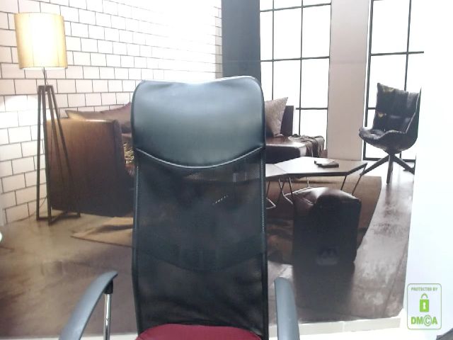 Live sex webcam photo for PatyLau #271069089