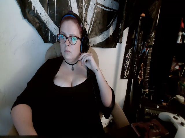 Live sex webcam photo for Weetziebabe #271069925